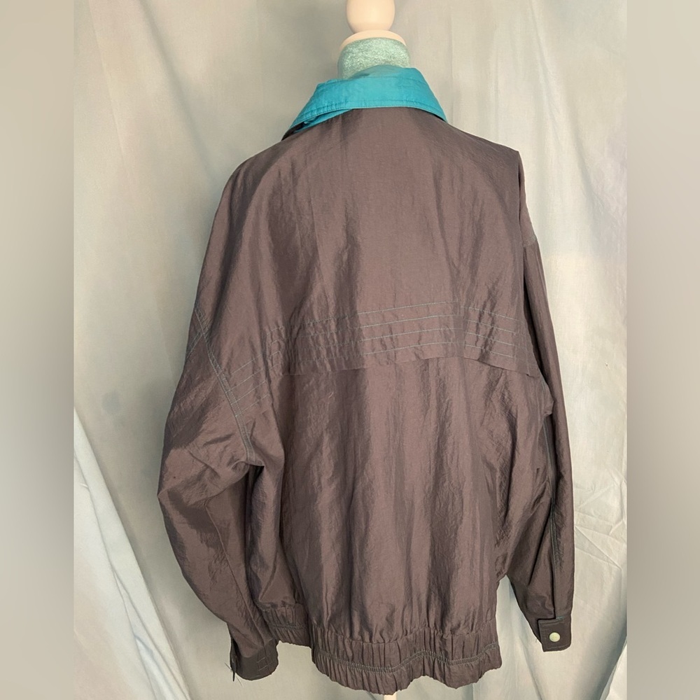 Members only: vintage 80s windbreaker - Picture 3 of 5